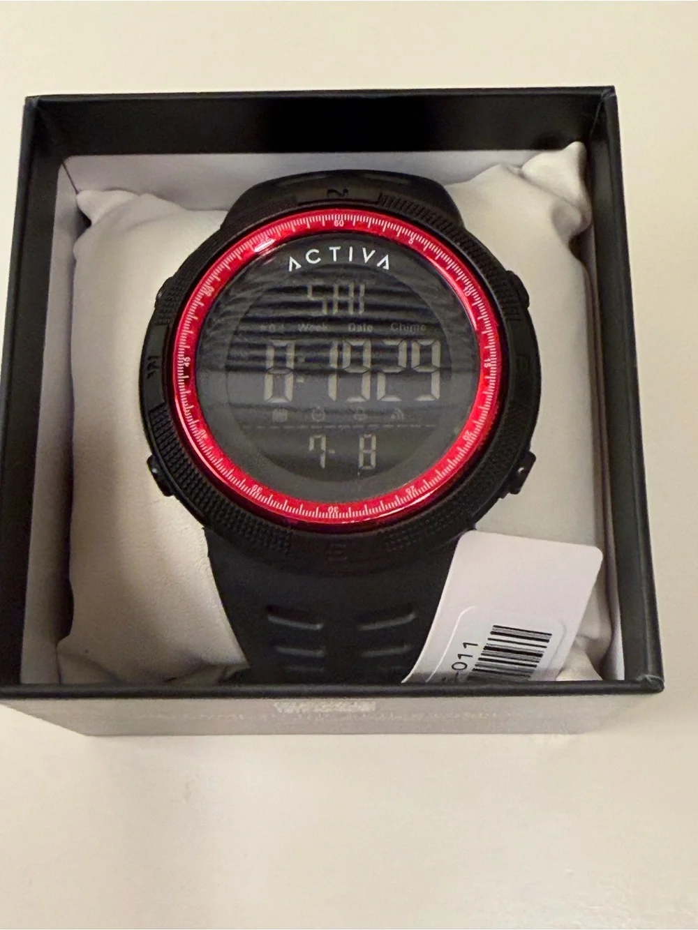 NEW Black and Res Activa Summit X Invicta Men’s Digital Sports Watch - 50 mm NIB
